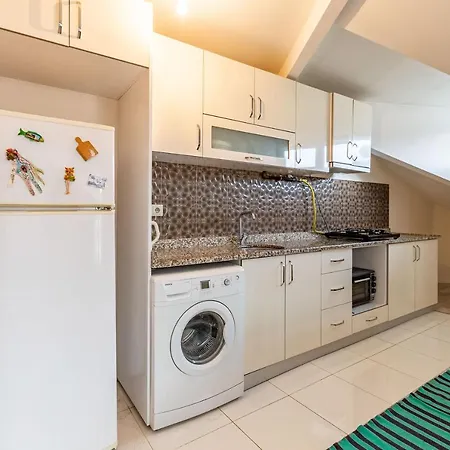 Modern Apartment With Balcony Kagithane Istambul